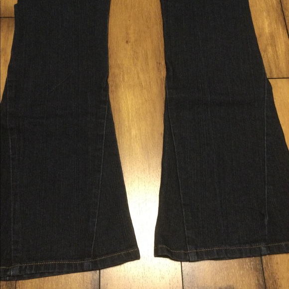 Rampage Premium Womans Jeans - Picture 2 of 4